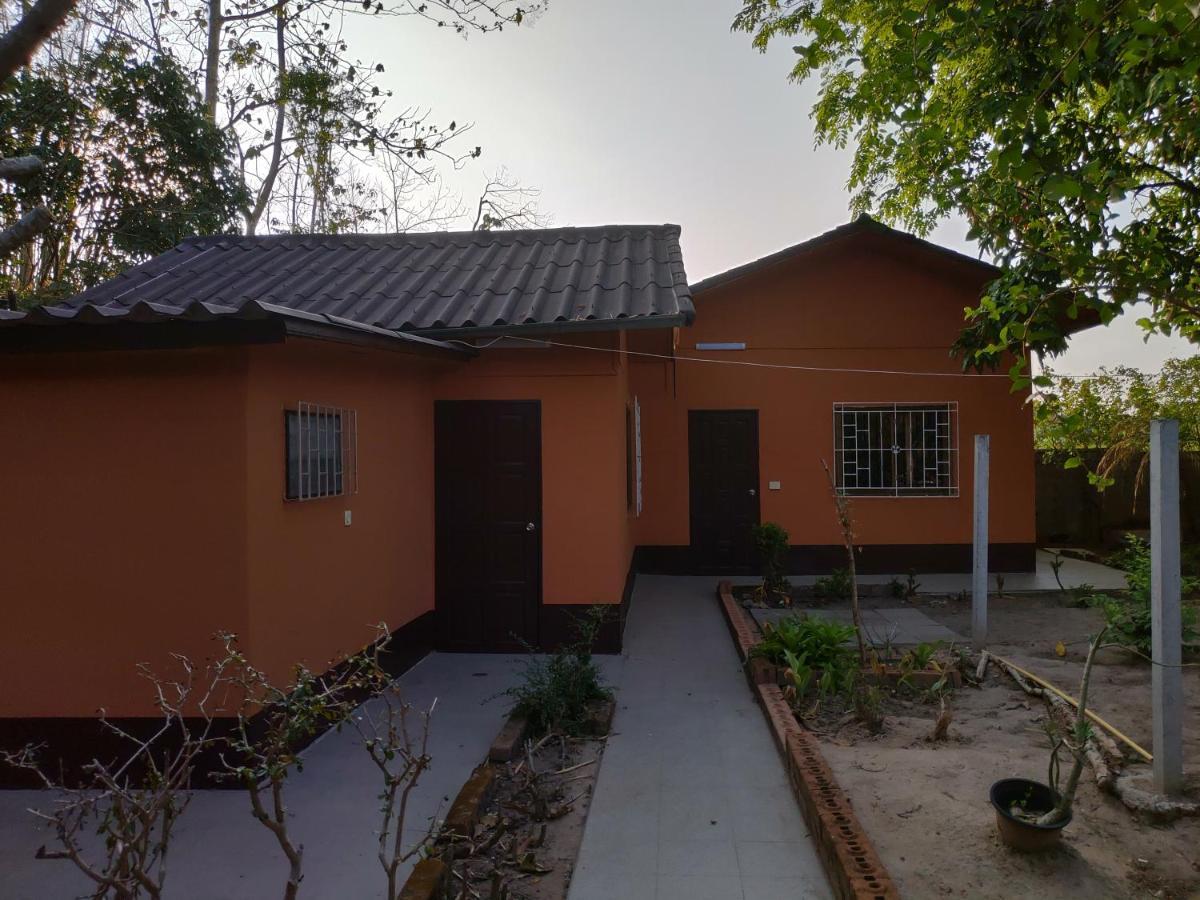 Home Stay Stc Bed And Breakfast Udon Thani Eksteriør bilde